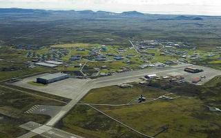 Islanda unică: Aeroportul Keflavik și altele